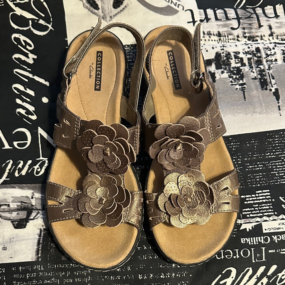 Clarks Collection Women's Metallic Bronze Floral Slingback Sandals